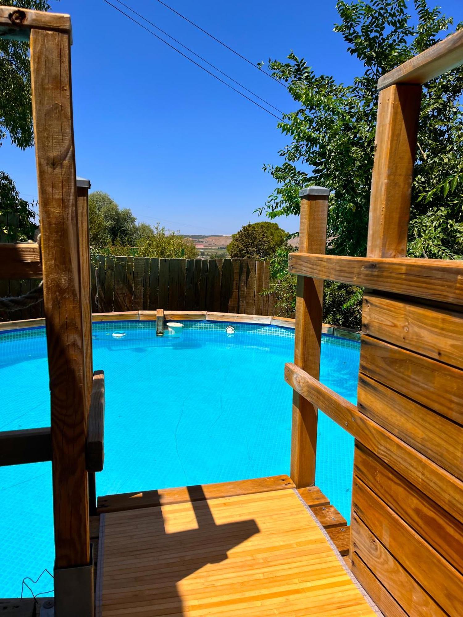 Fee4Me Cabin With Pool And Garden San Martín de la Vega Zewnętrze zdjęcie