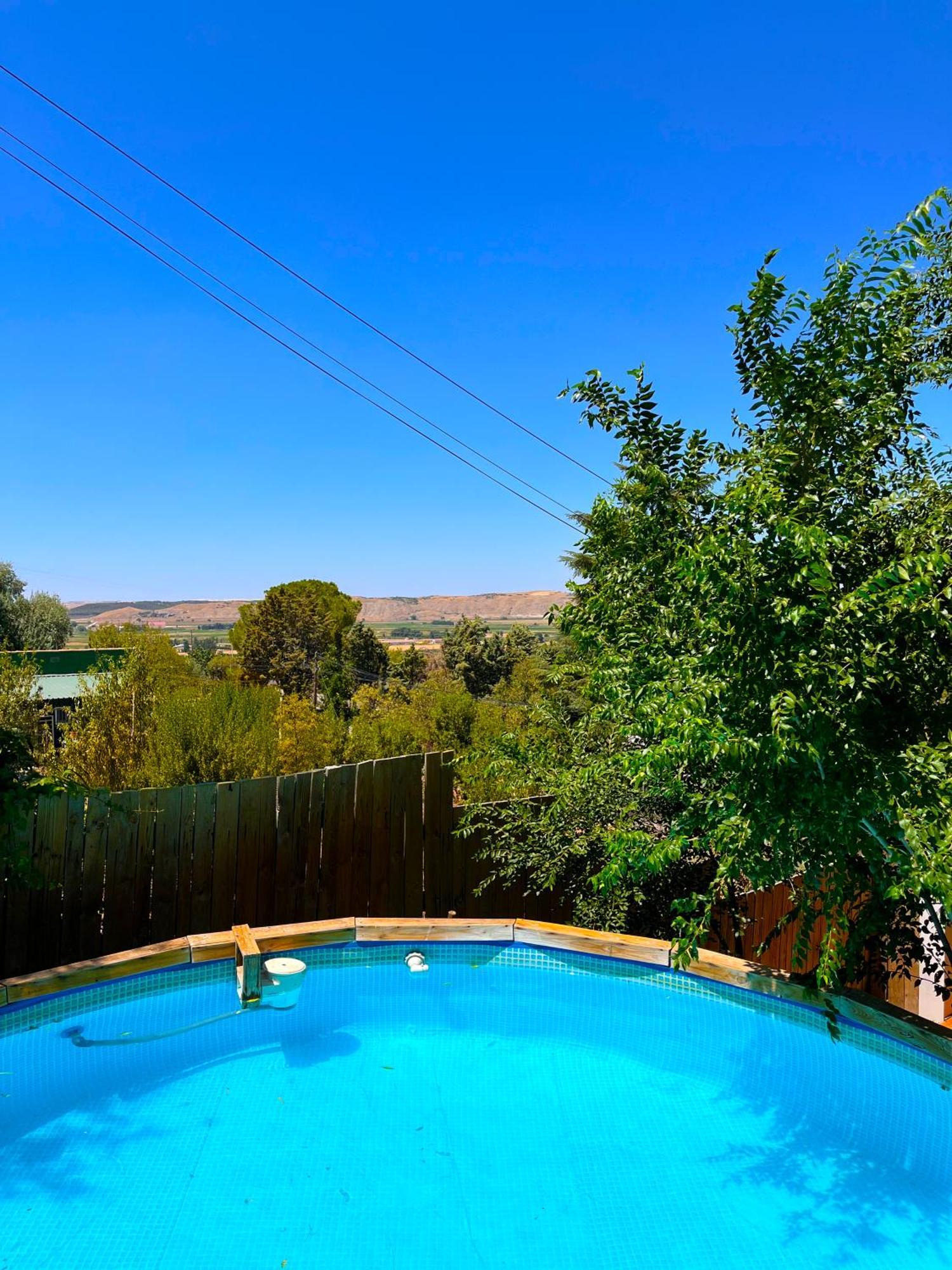Fee4Me Cabin With Pool And Garden San Martín de la Vega Zewnętrze zdjęcie